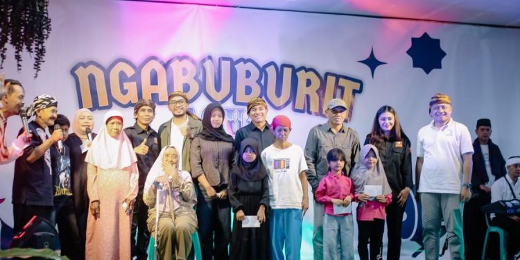 Ngabuburit Bersama Seniman Sunda di Kampung Adat Banceuy, Subang