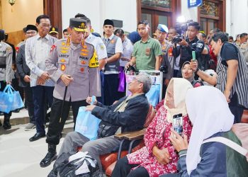 Kapolri Tinjau Stasiun Tugu Yogyakarta, Pastikan Keamanan Arus Mudik