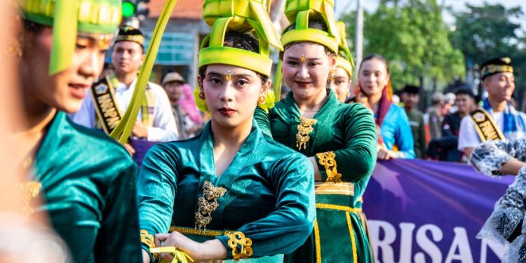 Kirab Budaya di Gresik Dorong Pelestarian Tradisi Bandeng