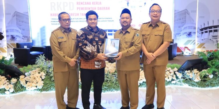 Fokus Pembangunan Gresik 2027: Infrastruktur dan Kebutuhan Dasar di Tengah Ketidakpastian Ekonomi