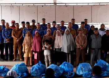 Pemkab Tanah Datar Distribusikan Bantuan Presiden untuk Korban Bencana