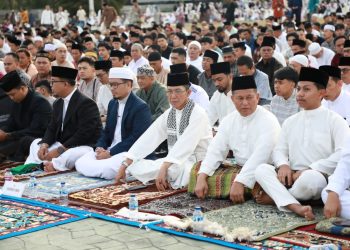 Ribuan Warga Batam Laksanakan Salat Idulfitri Bersama Wali Kota
