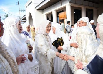 Wakil Gubernur Gorontalo Rayakan Idulfitri di Masjid Asy-Syahidah