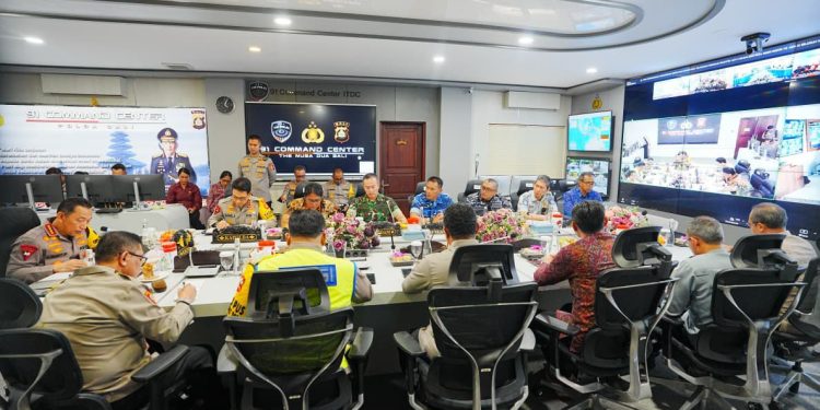 Kapolri Tinjau Persiapan Arus Balik Lebaran di Bali