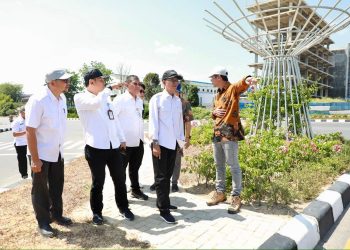 Wali Kota Batam Amsakar Achmad Tinjau Proyek Infrastruktur dan Taman Pascacuti Lebaran