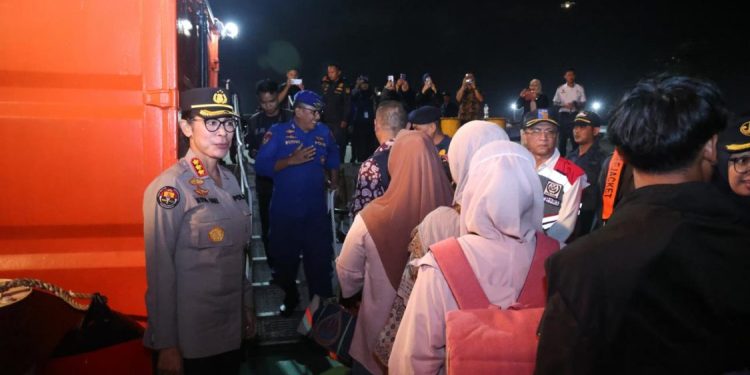 Kedatangan 142 Pemudik di Batam dalam Program Mudik Gratis Polda Kepri