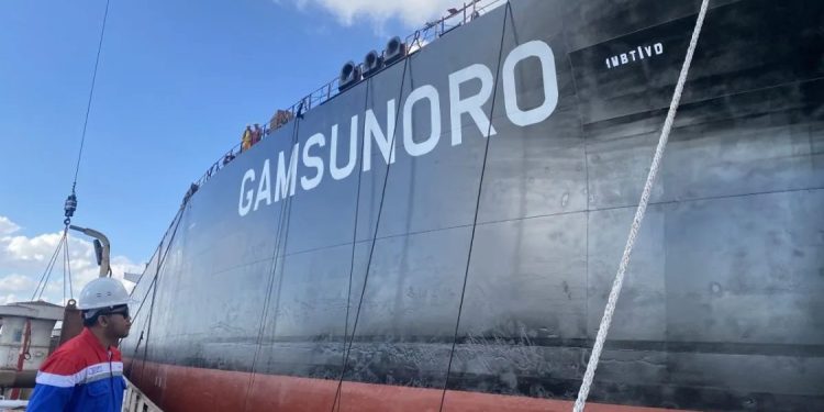 Kemlu dan Pertamina Diskusikan Pembebasan Kapal Tanker di Selat Hormuz