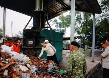 Pemerintah Tingkatkan Kerja Sama Teknologi Pengolahan Sampah dengan TNI