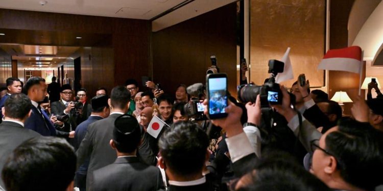 Kedatangan Presiden Prabowo di Tokyo Disambut Meriah oleh Diaspora Indonesia