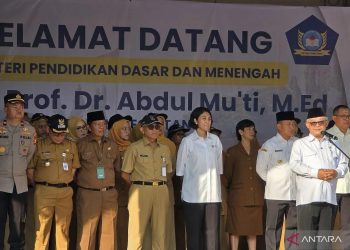 Mendikdasmen Abdul Mu’ti Sampaikan Pesan Presiden Prabowo di Depok