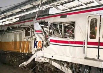 Tabrakan KRL dan KA Argo Bromo di Bekasi Timur