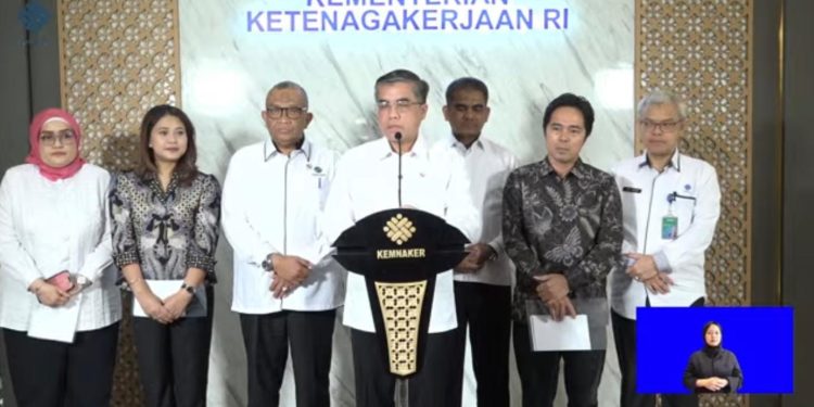 Pemerintah Dorong Penerapan WFH dan Efisiensi Energi, Hak Pekerja Dijamin