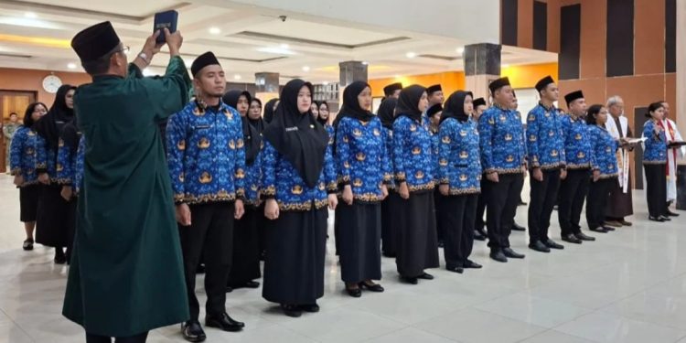 Wabup Kubu Raya: Pengangkatan PNS Adalah Amanah Besar
