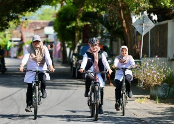 Bupati Banyuwangi Dorong Penghematan BBM dengan Bersepeda ke Kantor