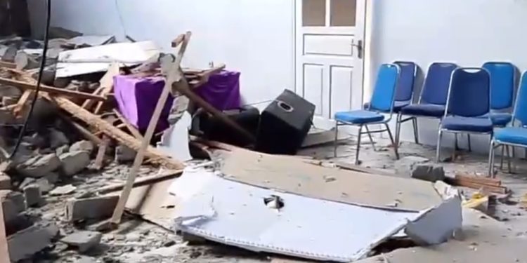 Gempa Besar Magnitudo 7,6 Guncang Tenggara Bitung, Warga Alami Kepanikan