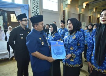 Pemkot Jambi Resmi Angkat 43 PNS Baru untuk Tingkatkan Pelayanan Publik