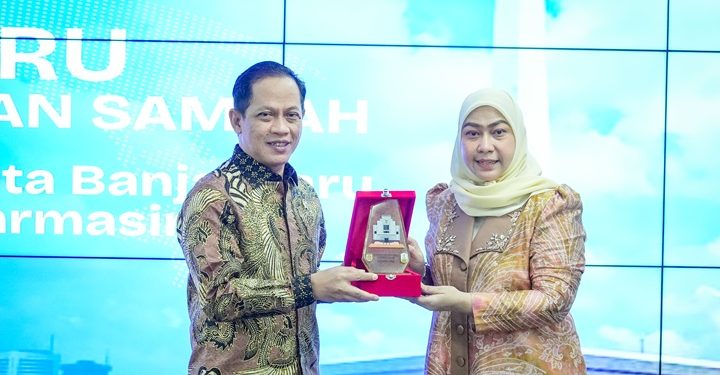 Wali Kota Banjarbaru Bertemu Menteri Lingkungan Hidup, Bahas Pemilahan Sampah