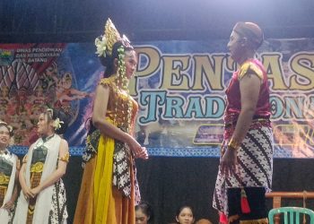 Pagelaran Ketoprak SMPN 4 Batang Angkat Kisah Rara Mendut