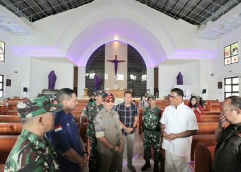Kepala BNPB Kunjungi Gereja di Minahasa Terdampak Gempa, Pastikan Ibadah Aman
