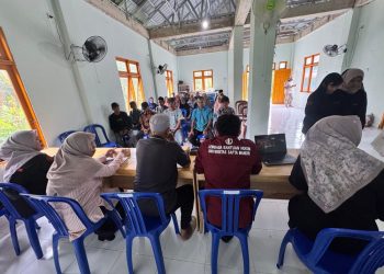 Universitas Sapta Mandiri Gelar Edukasi Rumah Layak Huni di Desa Kandang Halang
