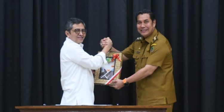 Pemkab Pulang Pisau Serahkan LKPD 2025 untuk Tingkatkan Transparansi Keuangan