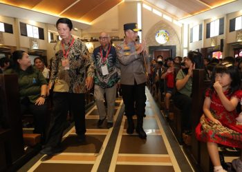 Kapolda Sumsel Ajak Jemaat Gereja St. Yoseph Jaga Kamtibmas Bersama