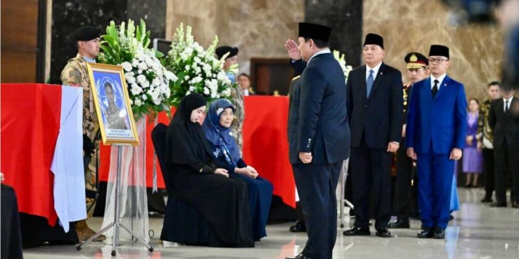 Presiden Prabowo Subianto Berikan Penghormatan Terakhir untuk Tiga Prajurit TNI yang Gugur di Lebanon