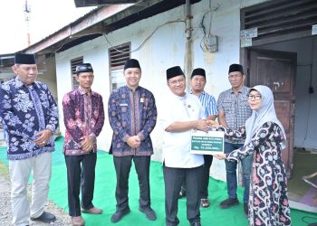 Pemkot Jambi dan BAZNAS Berikan Santunan untuk Akses Pendidikan Anak Prasejahtera