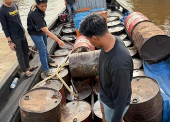 Polisi Riau Ungkap Modus Pelat Nomor Ganda dalam Kasus BBM Ilegal