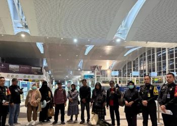 Pemerintah Peringatkan Masyarakat Mengenai Tawaran Haji Tanpa Antre