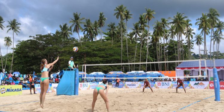 Persaingan Ketat Warnai Hari Pertama AVC Beach Tour di Raja Ampat
