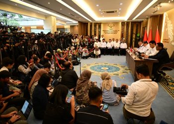 Pemerintah Sesuaikan Tarif Tiket Pesawat, Kenaikan Dibatasi 9-13 Persen