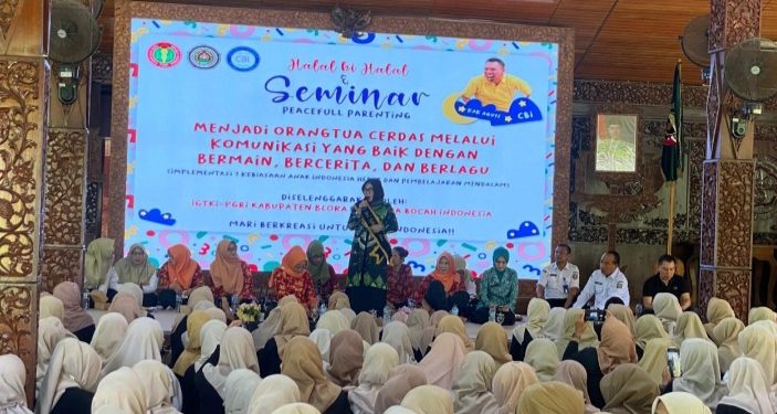 Pentingnya Peran Guru PAUD dalam Pembentukan Karakter Anak di Era Digital