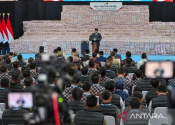 Presiden Prabowo: Hukum Adalah Alat Penting untuk Melindungi Kekayaan Negara