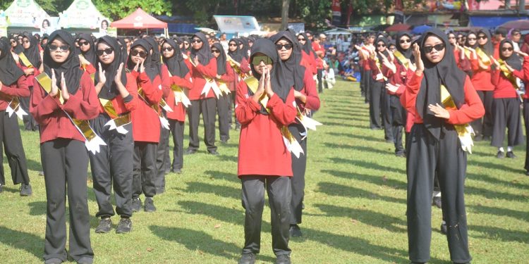 Kabupaten Batang Raih Dua Rekor Dunia di Hari Jadi ke-60