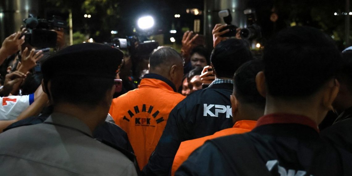 KPK Tahan Bupati Tulungagung, Ungkap Modus Pemerasan di Pemerintah Daerah