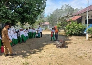 BPBD Balangan Latih Siswa MI Raudhah Tahfizh Al-Qur’an Tanggap Bencana