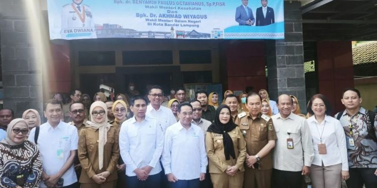 Wamenkes Soroti Pentingnya Deteksi Dini TBC di Masyarakat