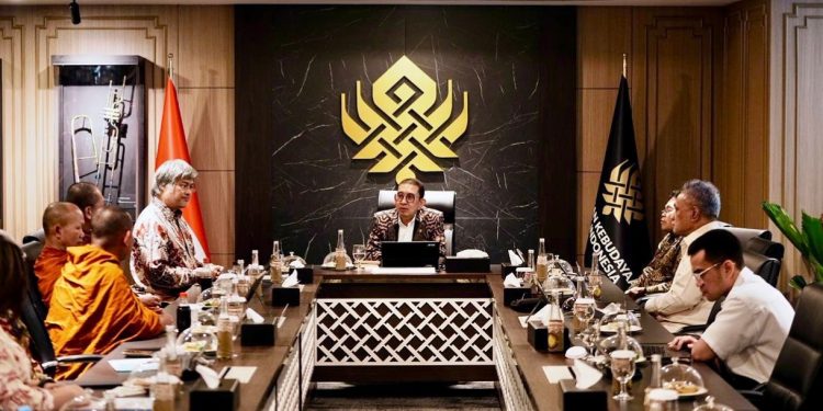 Kemenbud Perkuat Konsep Living Heritage untuk Waisak 2026 di Borobudur