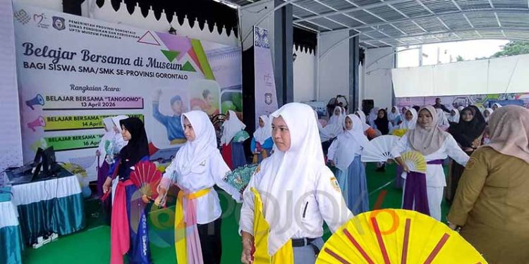 Siswa Gorontalo Antusias Pelajari Tari Klasik di Museum