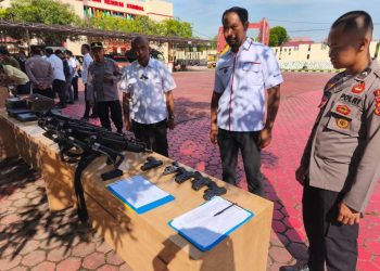 Sie Propam Polres Kutai Timur Lakukan Pemeriksaan Senjata Api Personel