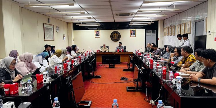 UI Bekukan Sementara 16 Mahasiswa Terkait Dugaan Kekerasan Verbal