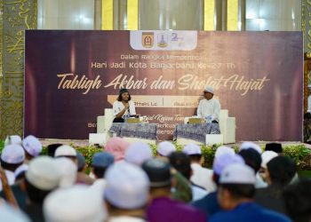 Ribuan Jemaah Hadiri Tablig Akbar Hanan Attaki di Banjarbaru