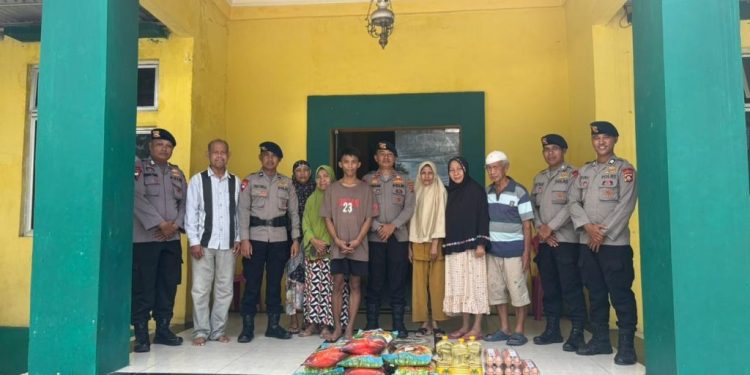 Brimob Gorontalo Berikan Bantuan di Panti Asuhan Ummul Iman