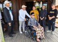 Pemkab Hulu Sungai Utara Salurkan Bantuan Kursi Roda untuk Lansia dan Disabilitas