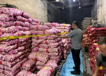 Bareskrim Polri Ungkap Penyelundupan 23 Ton Bawang dan Cabai di Pontianak