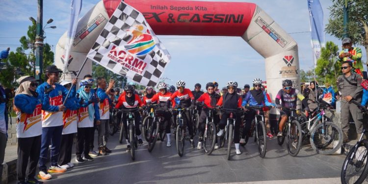 Gowes MTB Balangan Meriahkan Harjad, Dorong UMKM