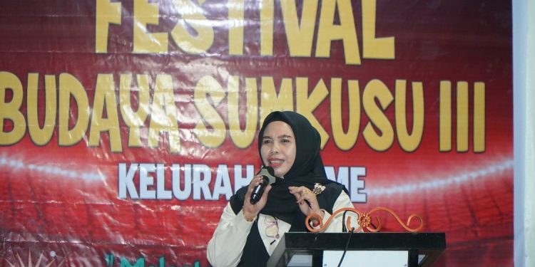 Ketua TP PKK Tidore Kepulauan Puji Partisipasi Warga di Festival Sumkusu III