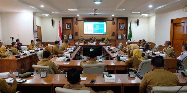 Gresik Antisipasi Kemarau Lebih Awal dengan Distribusi Air dan Strategi Terpadu