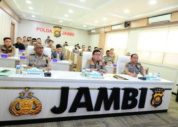 Polda Jambi Tingkatkan Kualitas Layanan Call Center 110 dengan Pelatihan Public Speaking